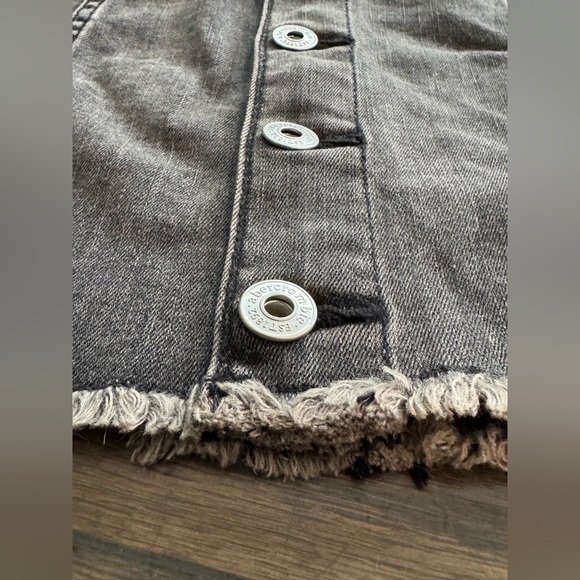 Abercrombie & Fitch kids Charcoal Button-Down Mini Skirt NWT 11/12 - Picture 5 of 5